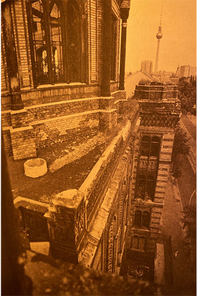 Ruine Fassade Neue Synagoge Berlin
